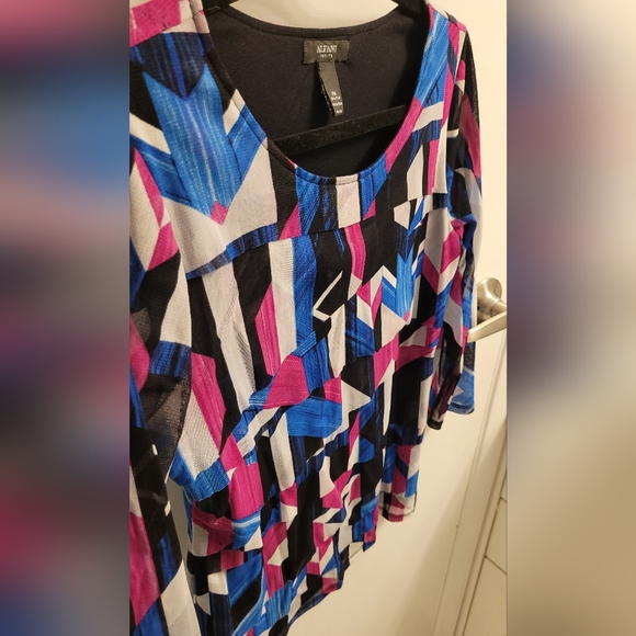 Alfani patterned blouse, size M - Picture 3 of 5